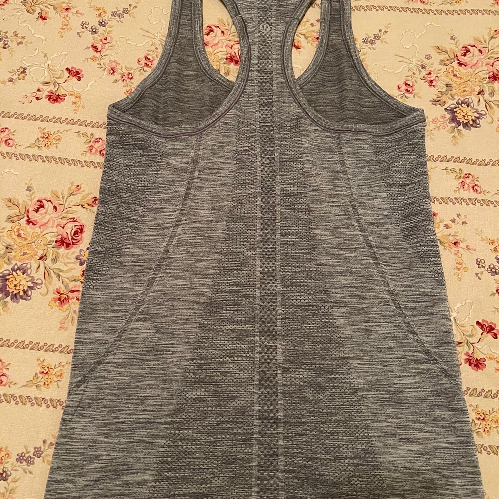 Lululemon Swiftly Tech Racerback - Picture 3 of 3